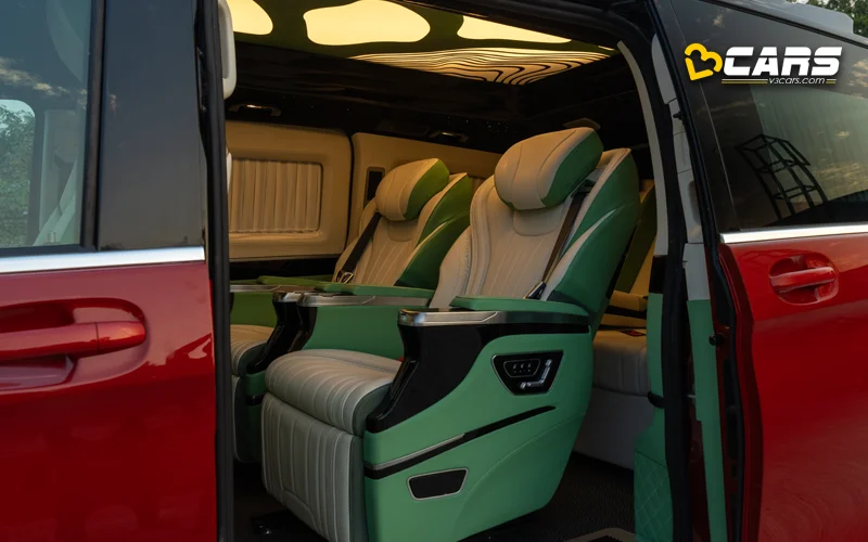 059914mercedes wagon interior
