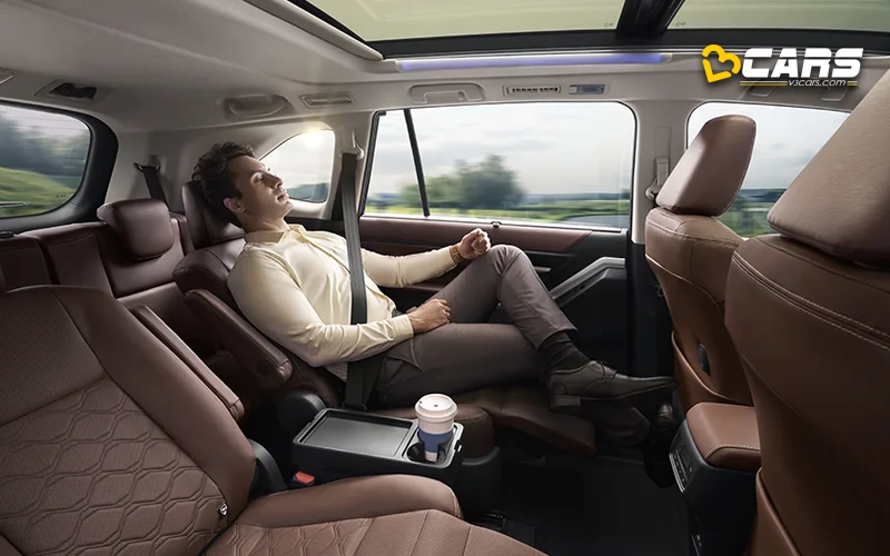 Toyota Innova Hycross Hybrid Captain Seat