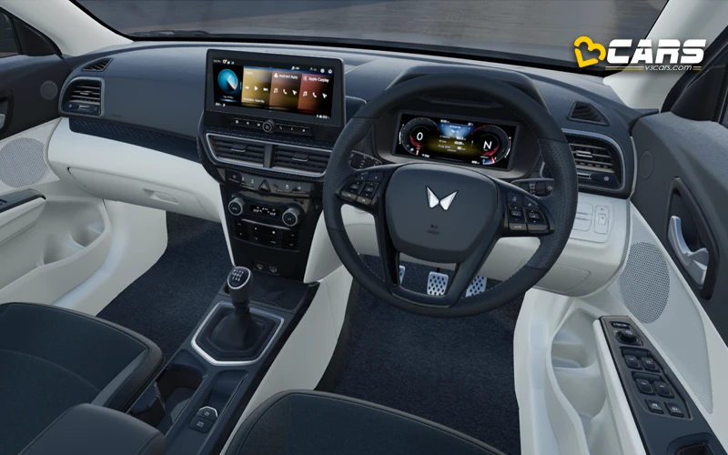 411712xuv 3xo ax5l interior