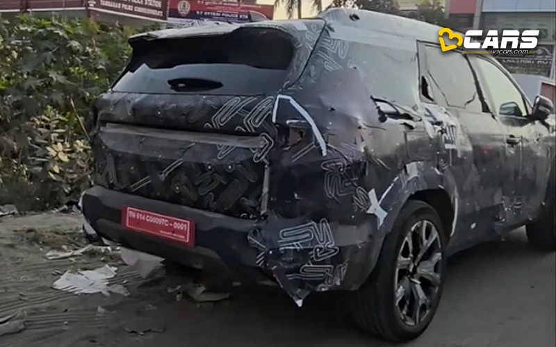 Renault Duster 7-Seater Spied Rear Exterior