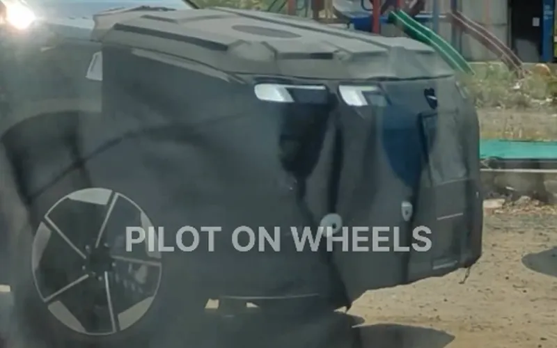 8909852024 hyundai creta ev exterior