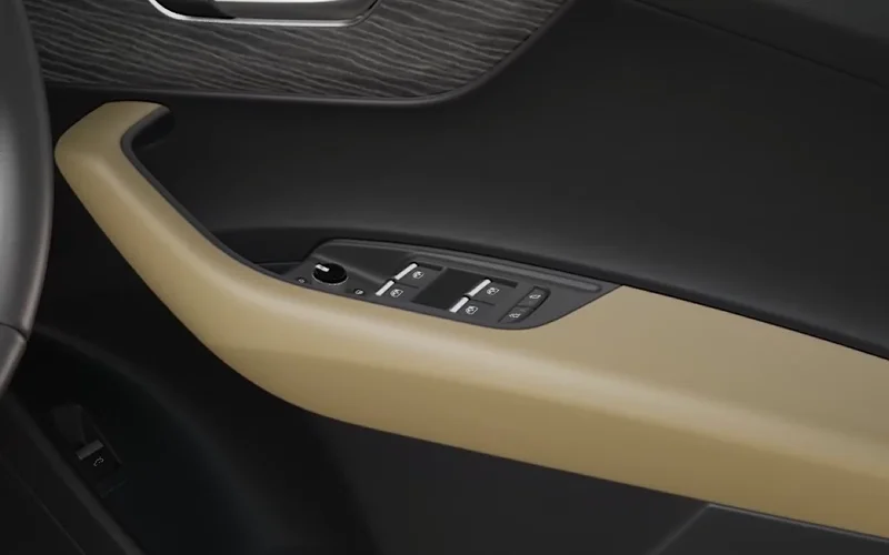 Q7-Interior-59