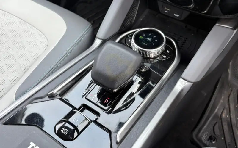 Harrier EV-Interior-98