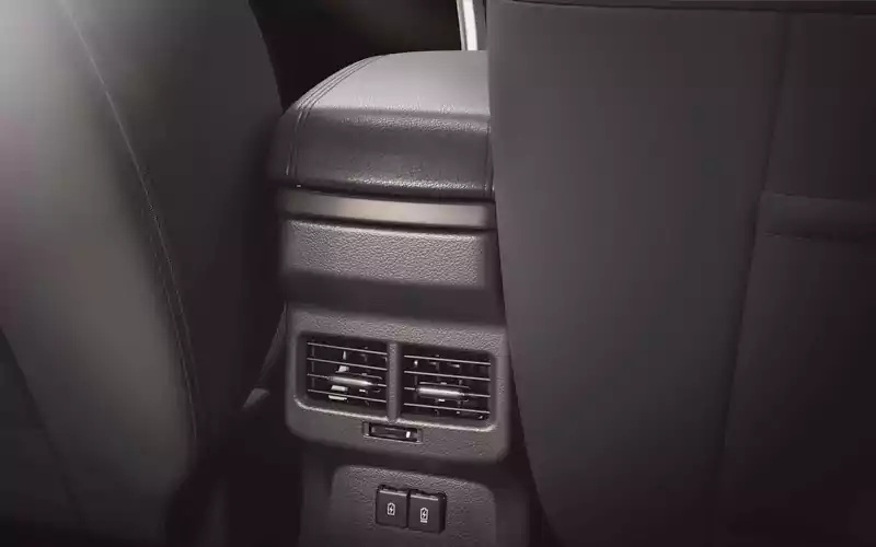 Brezza-Interior-23