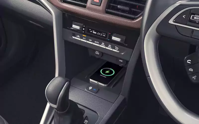 Brezza-Interior-25