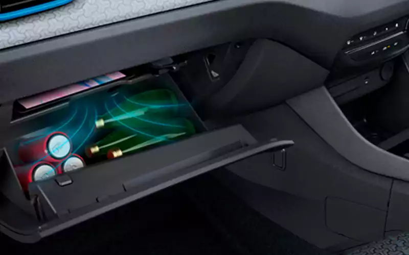 Punch-Interior-94