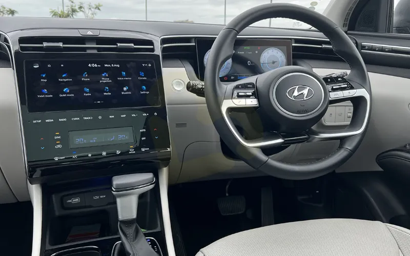 Tucson 2022-Interior-24