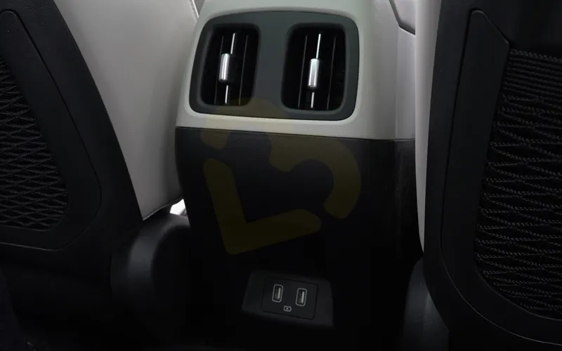 Tucson 2022-Interior-25
