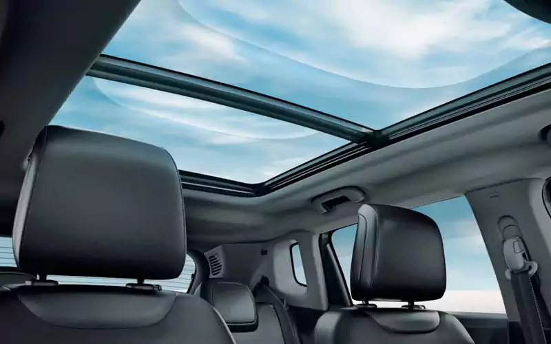 Compass-Interior-30