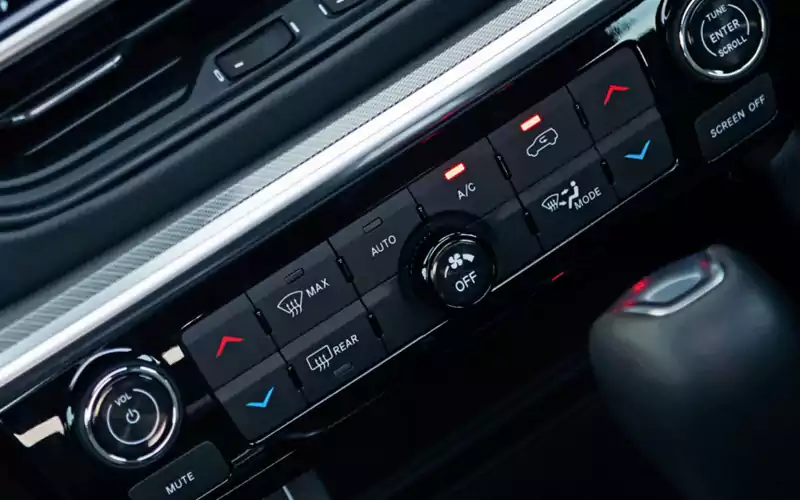 Compass-Interior-38