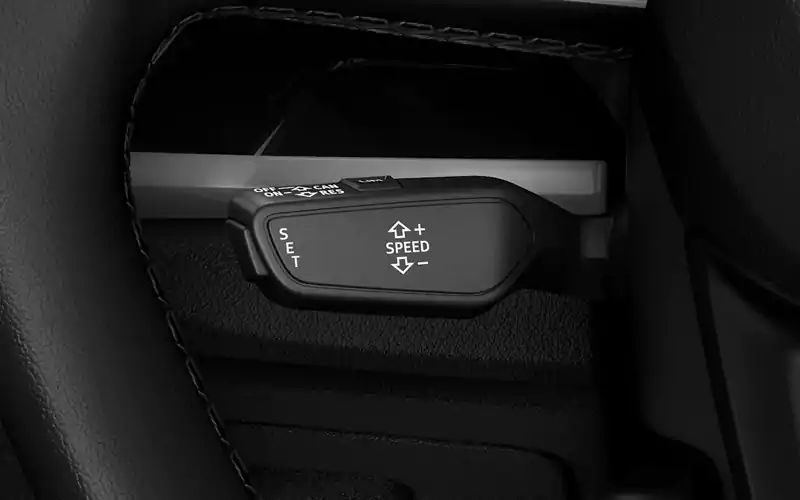 Q3 Facelift-Interior-40