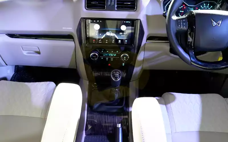 Scorpio Classic-Interior-59