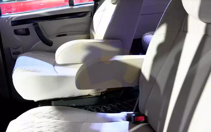 Scorpio Classic-Interior-37