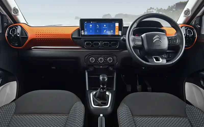 C3-Interior-38