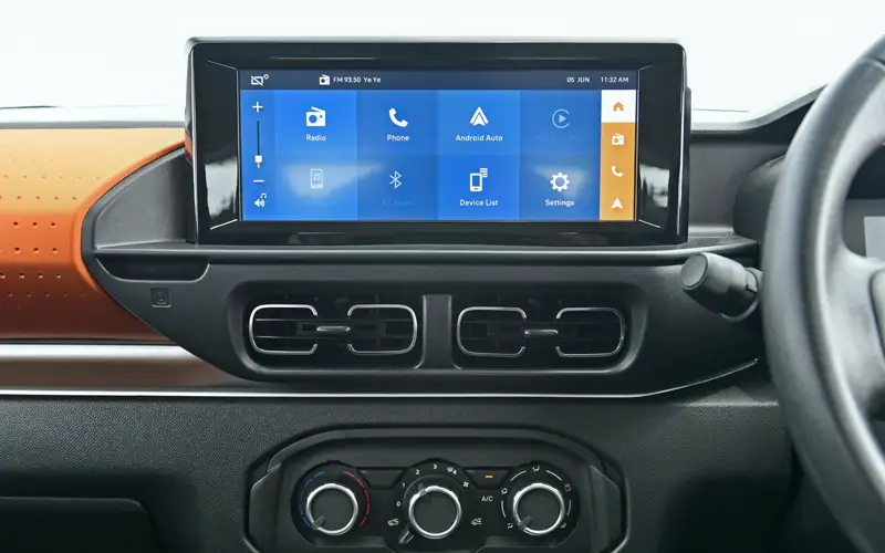 C3-Interior-90