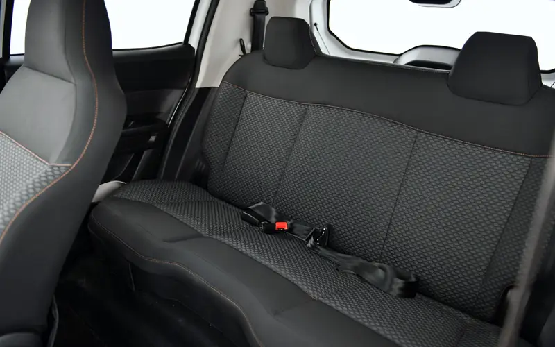 C3-Interior-52