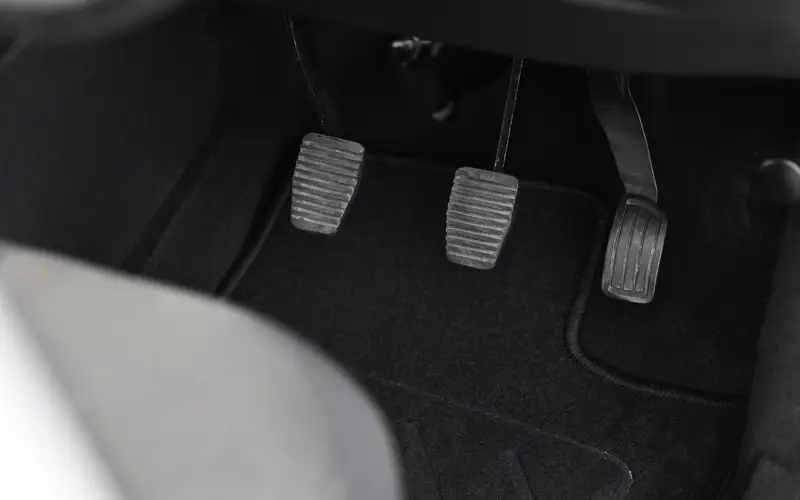 C3-Interior-31