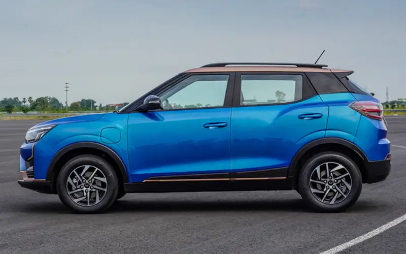XUV400 EV-Exterior-53