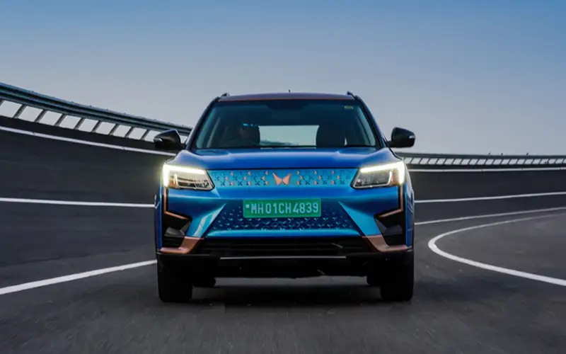 XUV400 EV-Exterior-84