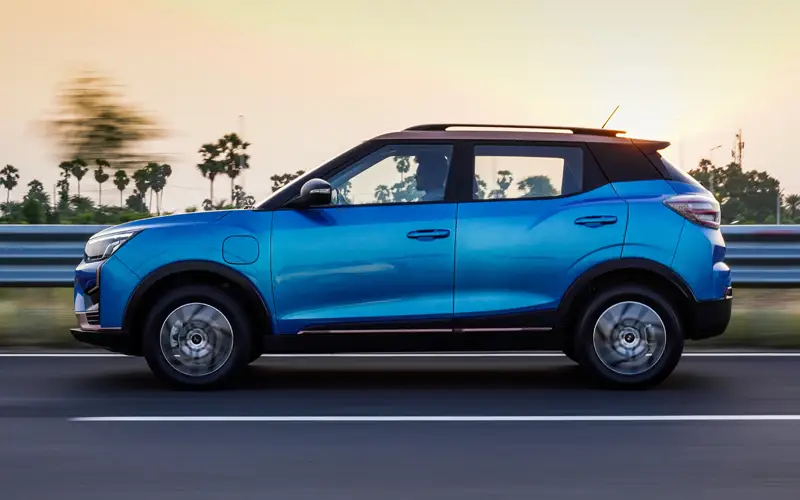 XUV400 EV-Exterior-90