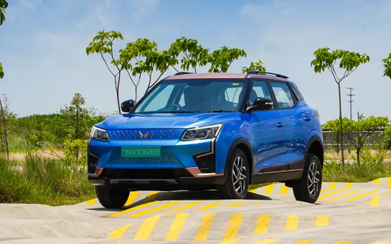 XUV400 EV-Exterior-56