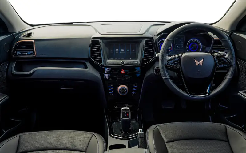 XUV400 EV-Interior-18