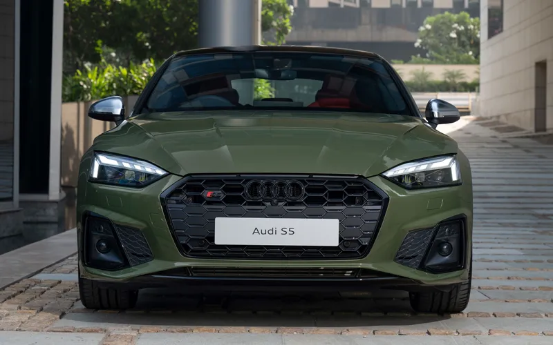 Audi S5 Exterior Image