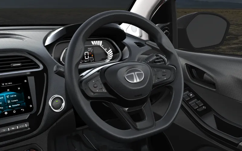 Tiago NRG-Interior-86