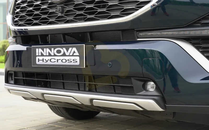 Innova Hycross-Exterior-47