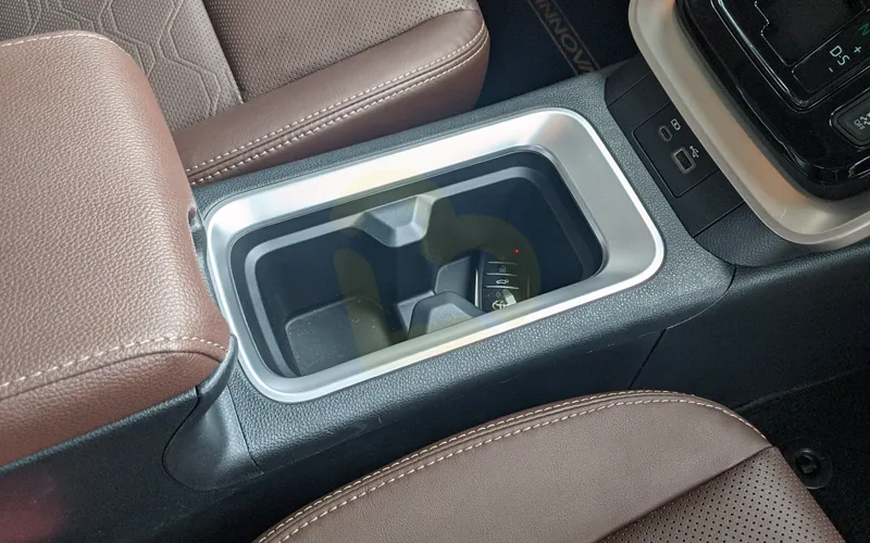 Innova Hycross-Interior-22