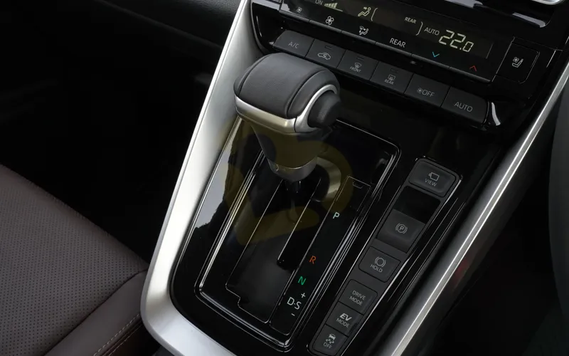Innova Hycross-Interior-23