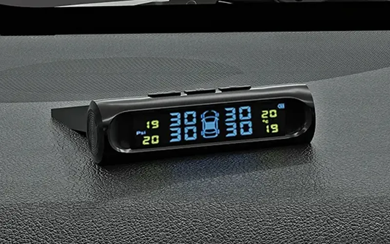 Innova Hycross-Interior-82