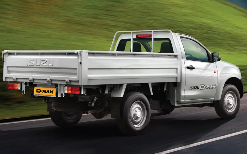 D-MAX-Exterior-97