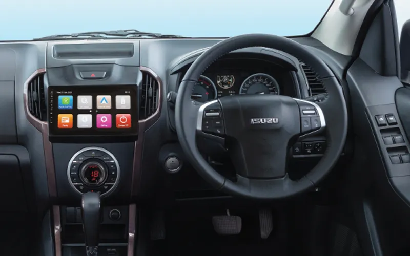 V-Cross-Interior-10