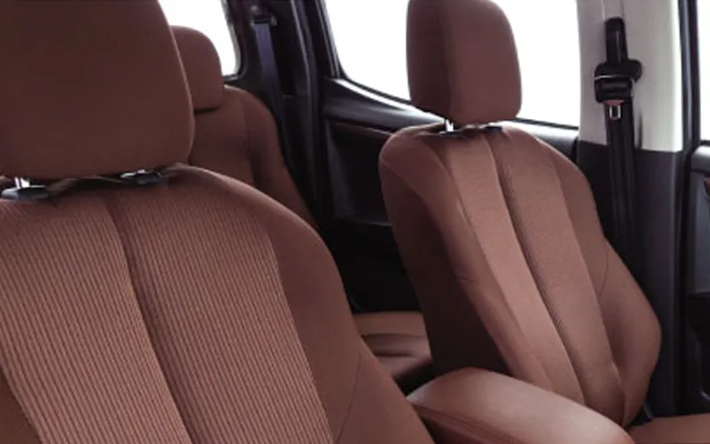 V-Cross-Interior-15
