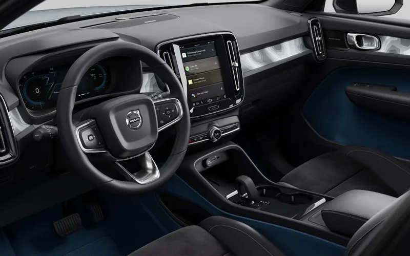 C40 Recharge-Interior-91