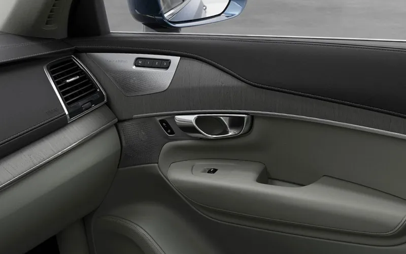 XC90-Interior-90