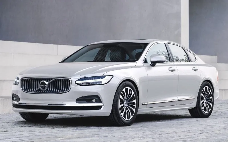 S90-Exterior-95