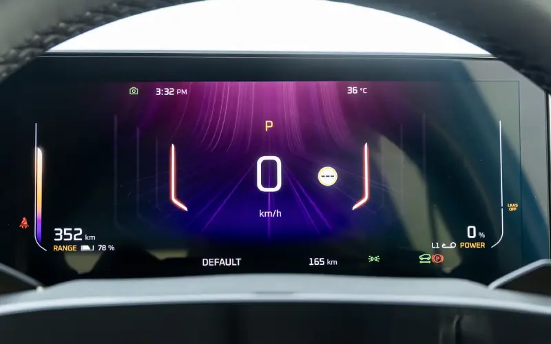 XEV 9S-Interior-26