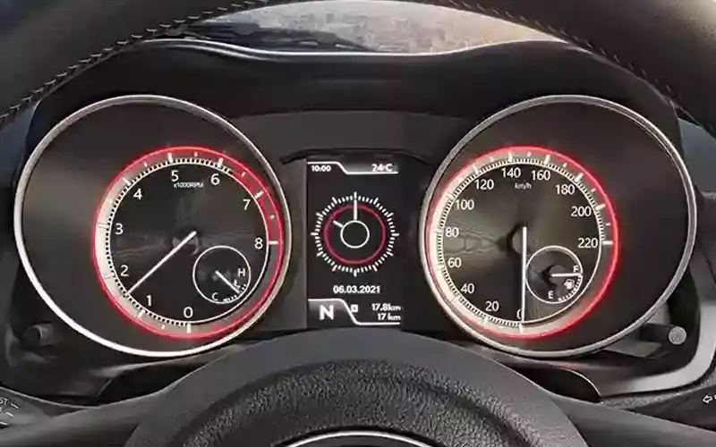 Swift (2018-2024)-Interior-41