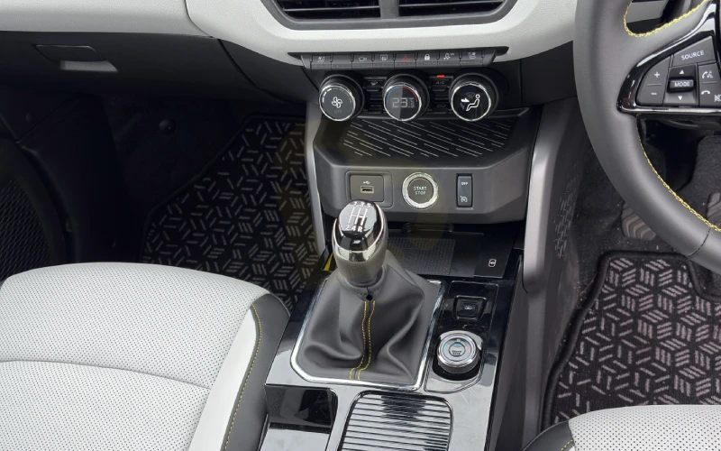 Kiger-Interior-33