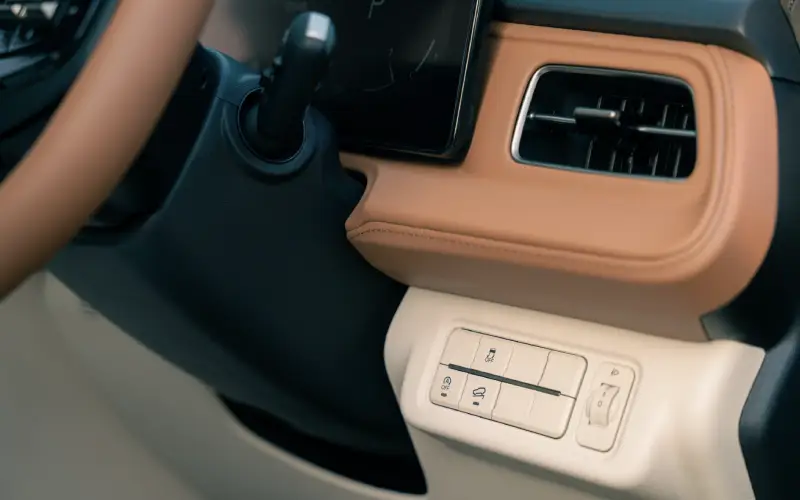 XUV 7XO-Interior-51