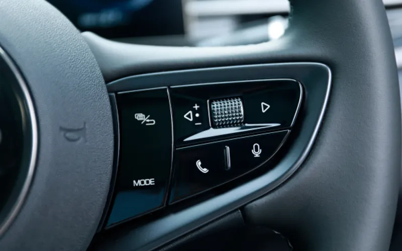 Seal-Interior-53