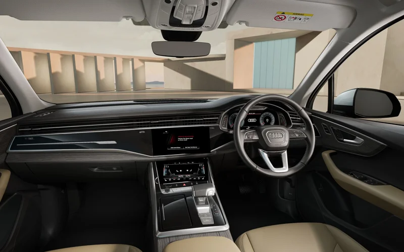 Q7-Interior-23
