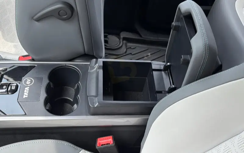 Harrier EV-Interior-17