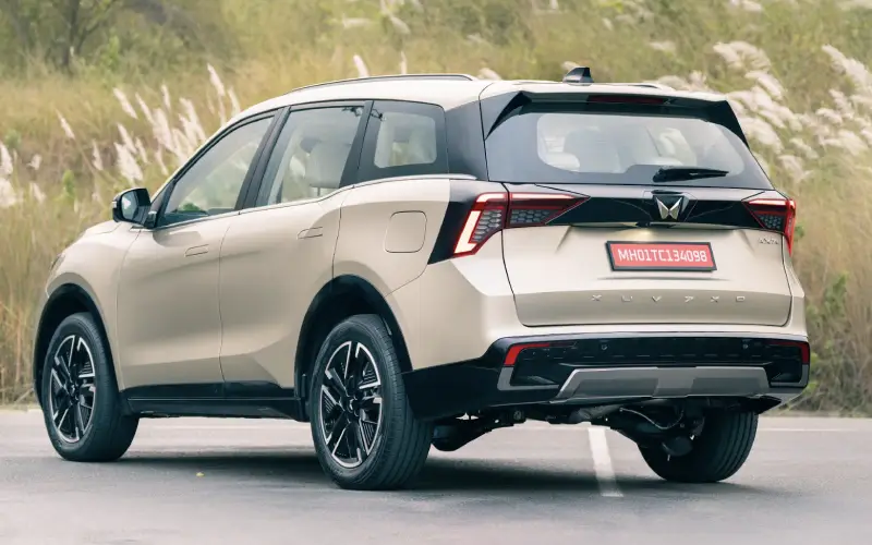 XUV 7XO-Exterior-11