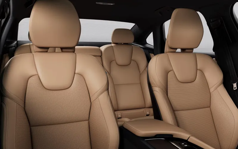 S90-Interior-97