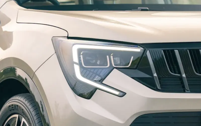 XUV 7XO-Exterior-84