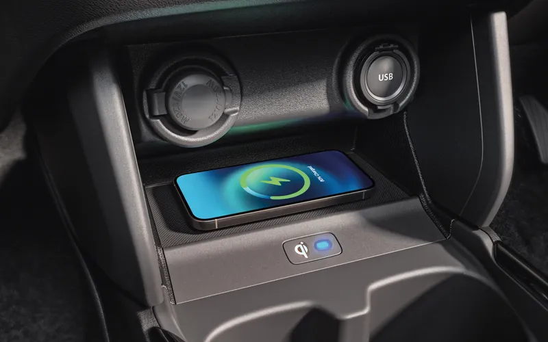 Swift-Interior-42