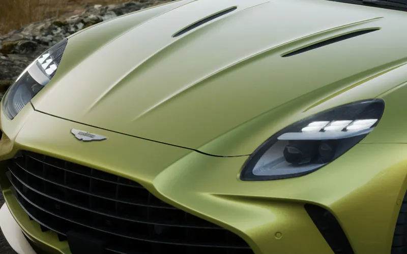 Vantage-Exterior-41